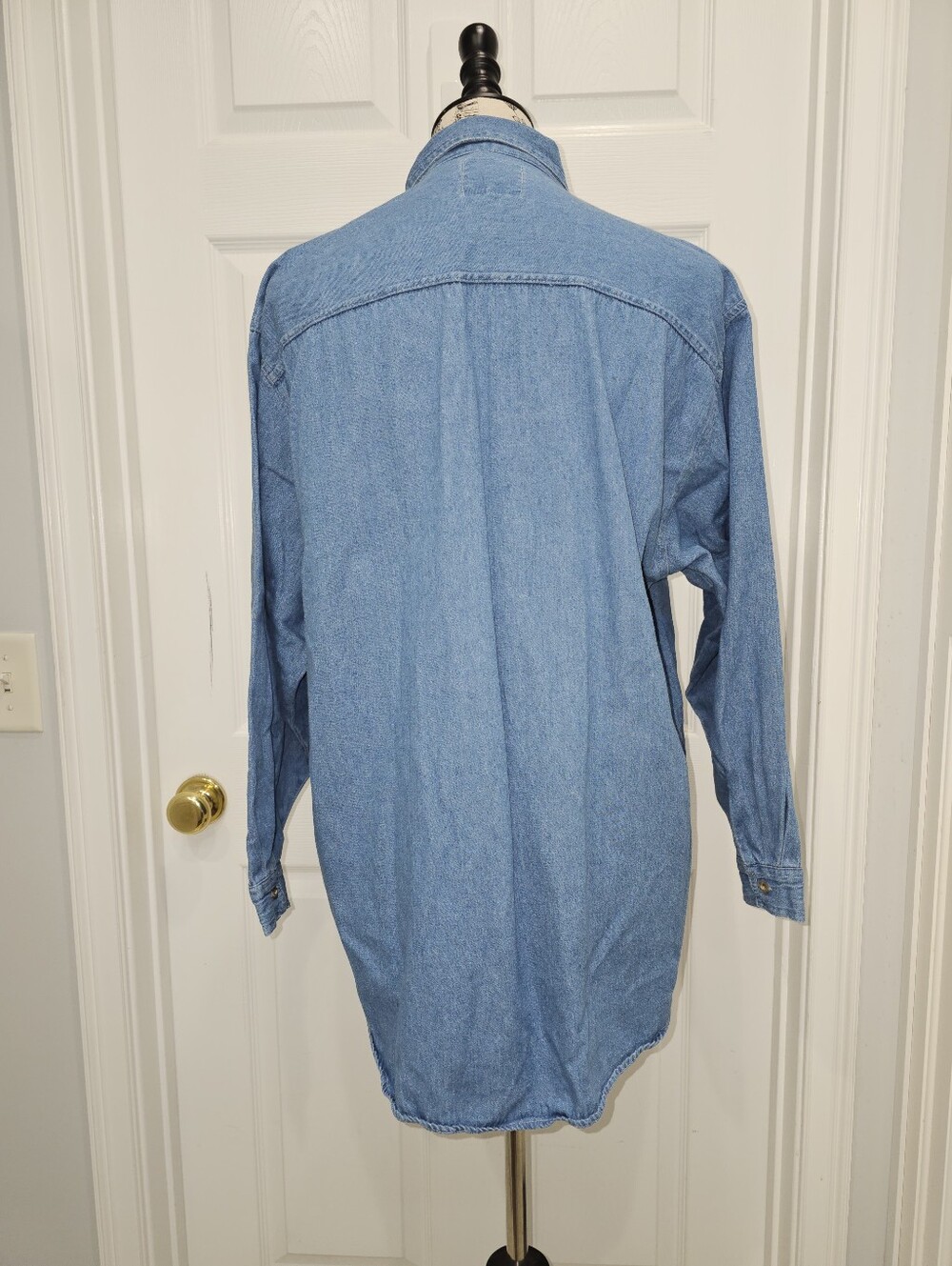 Vintage Quizz Denim Holiday Button-Up Shirt - Light Blue, Size Large - Picture 7 of 12